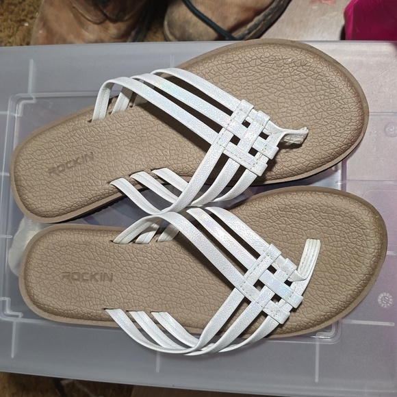 Size 8 white glitter Rockin sandals worn once - Picture 1 of 2